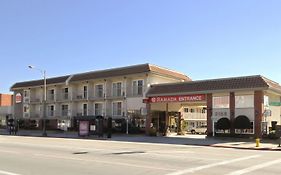 Ramada Pasadena Hotel